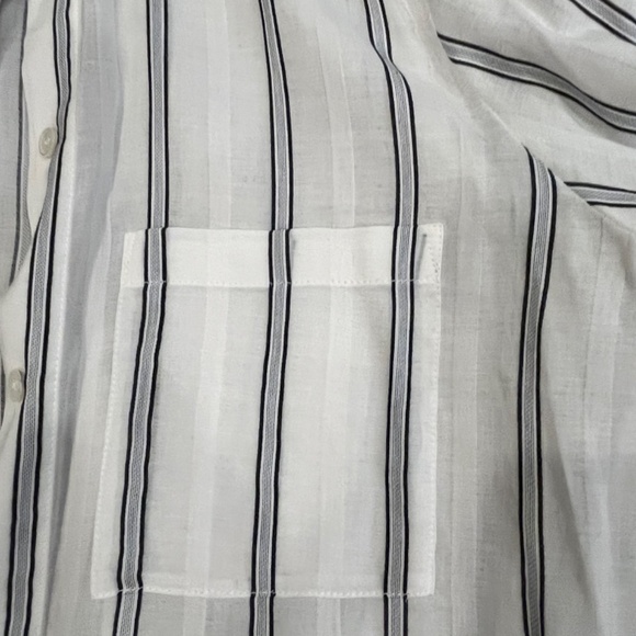 BCBG Max Azria Cotton roll tab sleeve blouse. - Picture 4 of 4